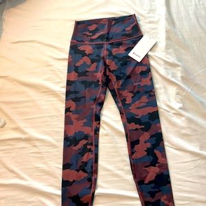 NEW Lululemon Wunder Under High Rise Tight 28”   Size 6